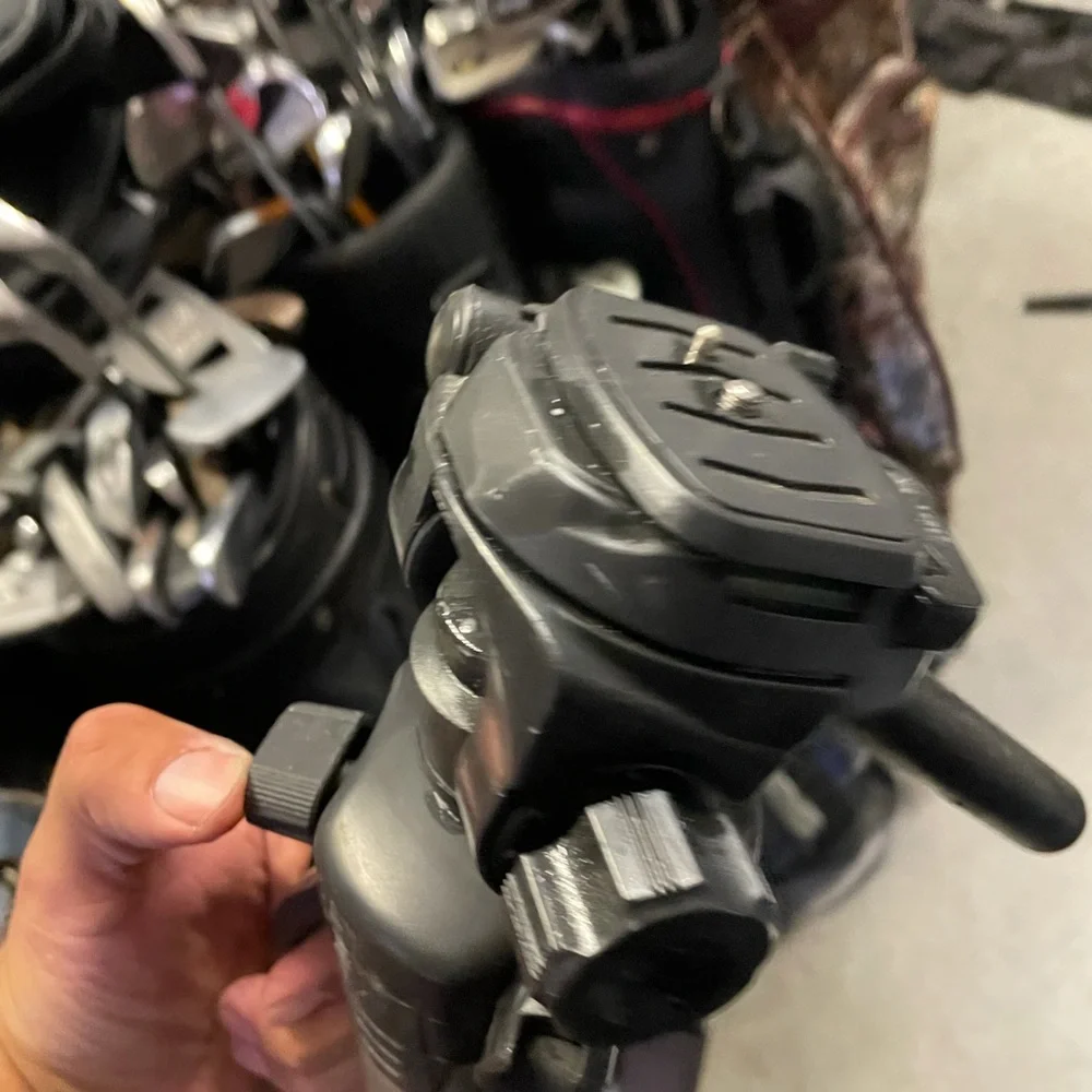 Camera tripod with extendable legs ,